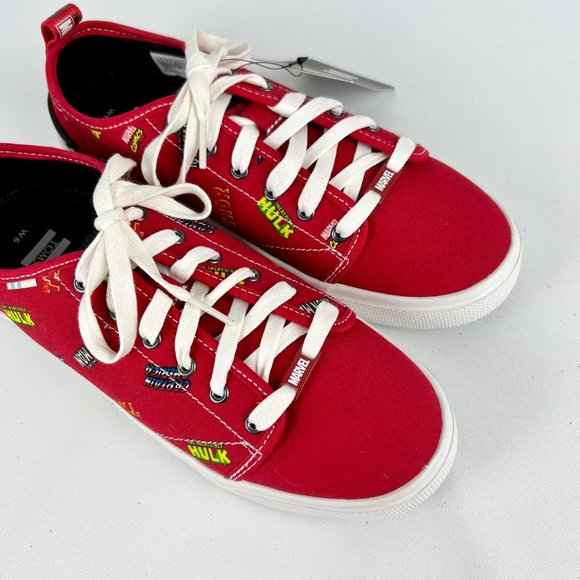 Toms X Marvel Travel Lite Womens Low AOP Marvel Logos Sneakers Red size 6 - Picture 9 of 16